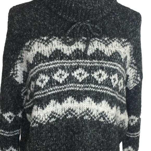 Forever 21 Womens Cropped Sweater Size Medium Gray Turtleneck with Drawstring - Picture 9 of 13